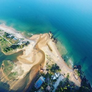 aerial-shot-aerial-view-beach-bird-s-eye-view-587015